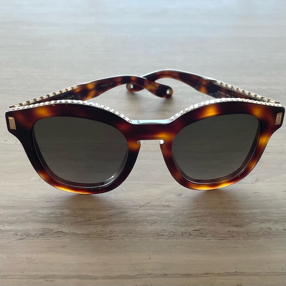 Givenchy Women's Sunglasses brown/gold - Picture 4 of 10